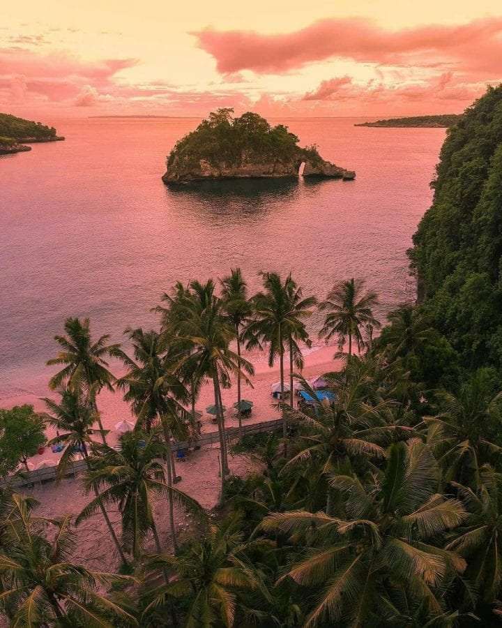 Places to visit in Nusa Penida: Top 5 6 Crystal Bay Nusa Penida