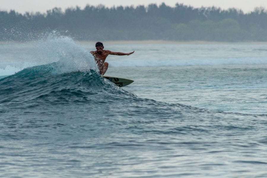 Gili Islands Guide 8 surf in gili